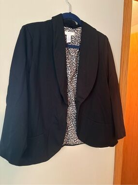 Chico’s Women's Black Open-Front Blazer with Leopard-Print Lining